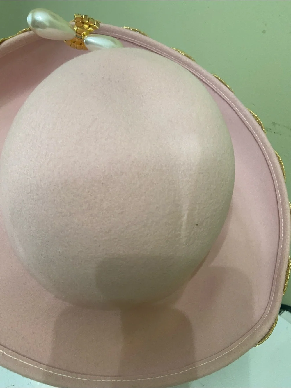 Pretty Pink Dress Hat / Church Hat by Oscar de la Renta